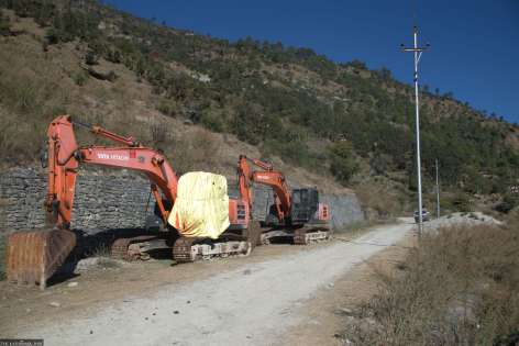 Workers of Chainpur-Taklakot road project deprived of wages